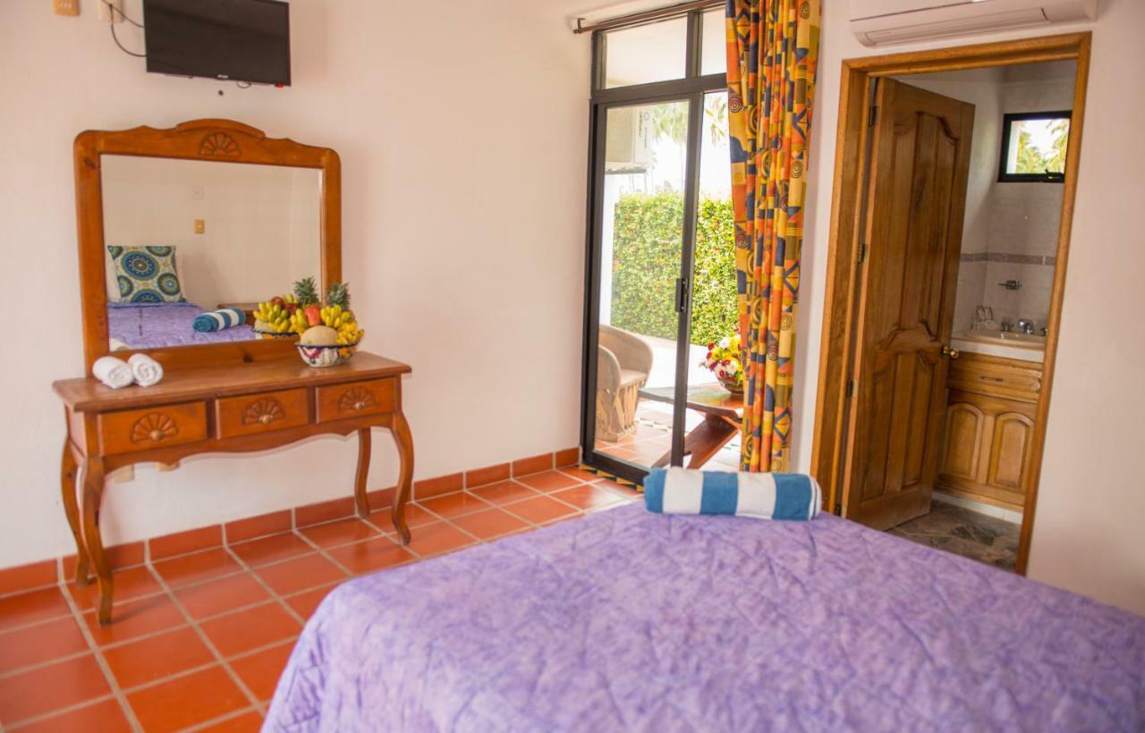 Hotel Villa Azul Бара де Навидад Екстериор снимка